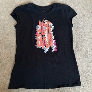 Girls Jordan shirt yxl